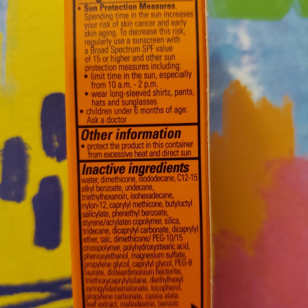 Mineral light fluid SPF 50 face sunscreen (sample) - Picture 3 of 5